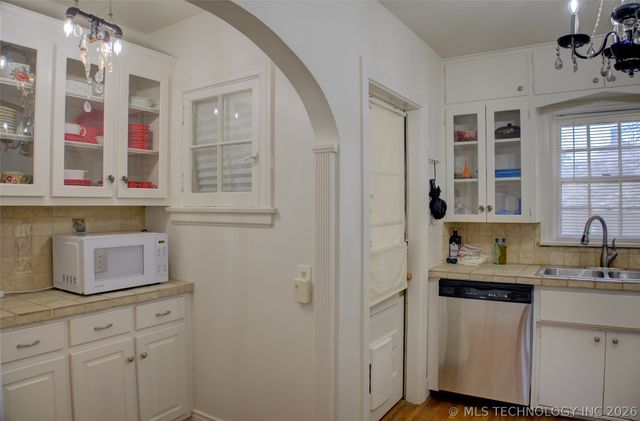 1731 S Yorktown Avenue, Tulsa, OK 74104