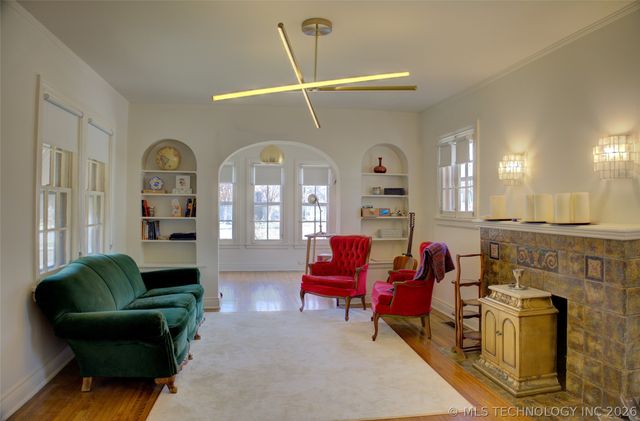 1731 S Yorktown Avenue, Tulsa, OK 74104