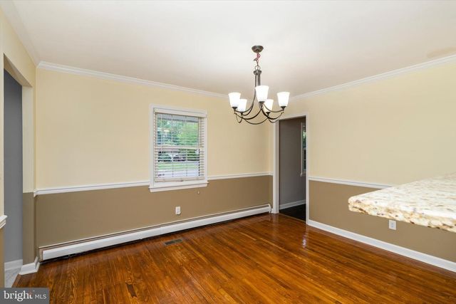 10 GREAT WOODS DR, Ewing, NJ 08618