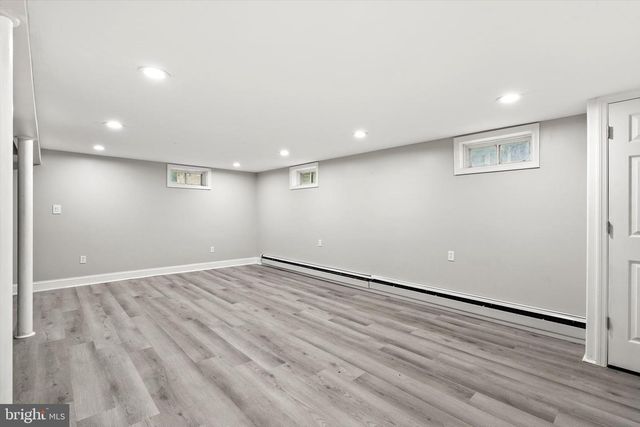10 GREAT WOODS DR, Ewing, NJ 08618