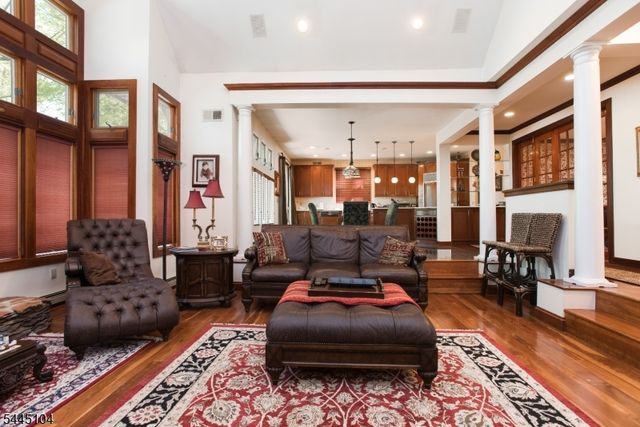 203 Rock Road W, Green Brook Twp., NJ 08812