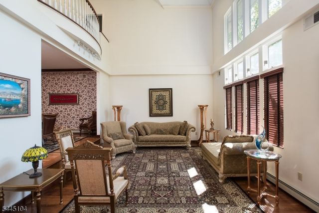 203 Rock Road W, Green Brook Twp., NJ 08812