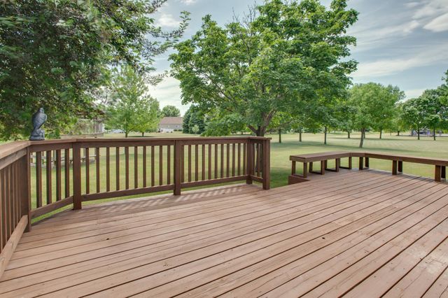 463 42nd Avenue S, Moorhead, MN 56560