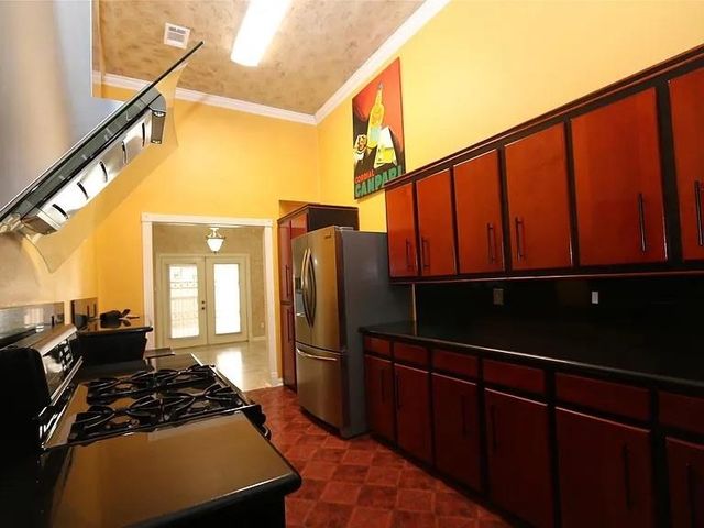 10714 Bayou Place Court, Houston, TX 77099
