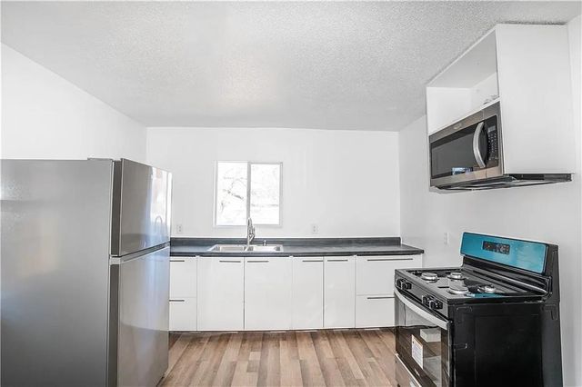 2812 Cleveland Avenue, Des Moines, IA 50317