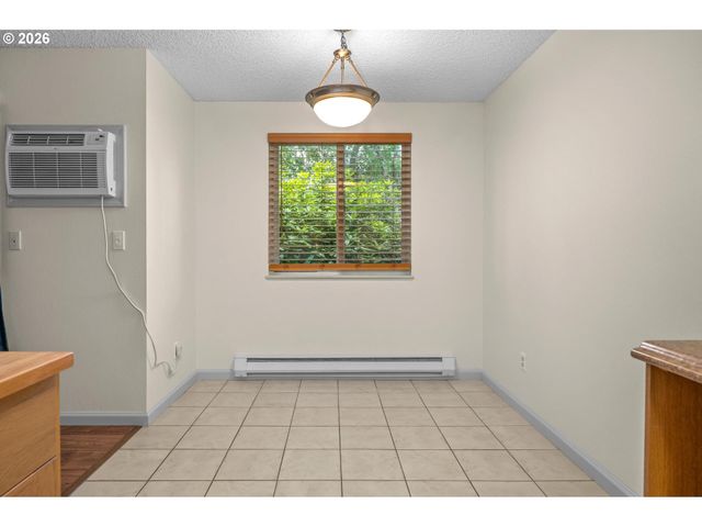 5190 Nw NEAKAHNIE Ave 15, Portland, OR 97229