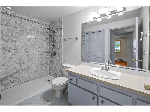 5190 Nw NEAKAHNIE Ave 15, Portland, OR 97229