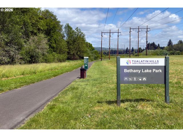5190 Nw NEAKAHNIE Ave 15, Portland, OR 97229