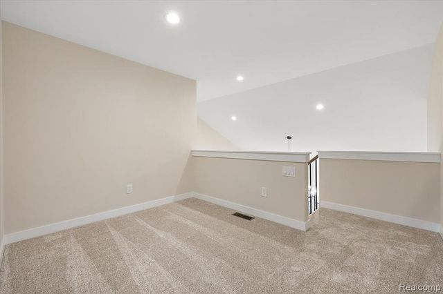 2044 Breckenridge Court, Rochester Hills, MI 48307