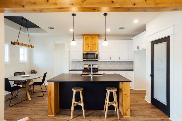 216 Wilson Street, Lake Dallas, TX 75065