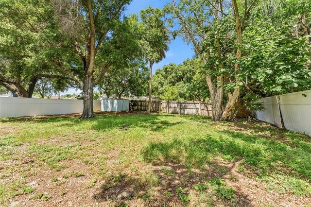 4610 71ST STREET N, St Petersburg, FL 33709