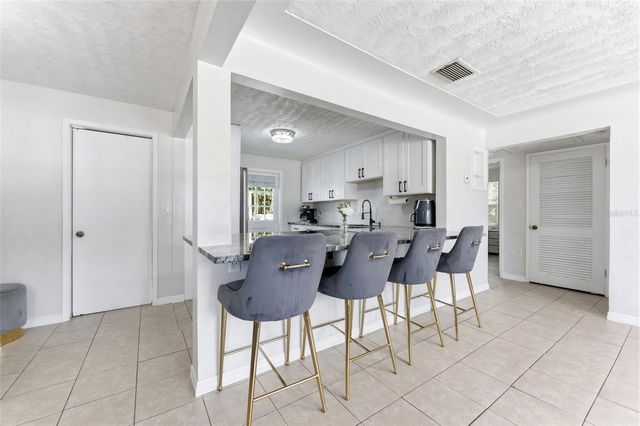 4610 71ST STREET N, St Petersburg, FL 33709