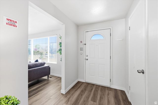 215 CAROL WAY, Midvale, UT 84047