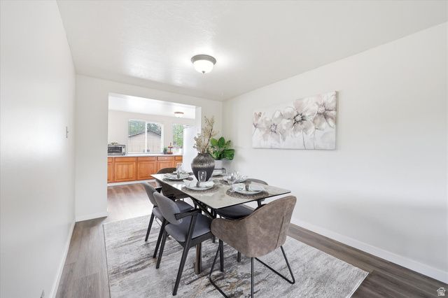 215 CAROL WAY, Midvale, UT 84047