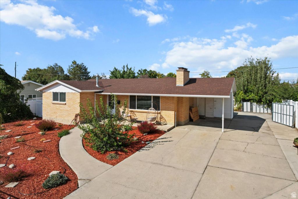 Image 1 of property listing at 215 CAROL WAY, Midvale, UT 84047