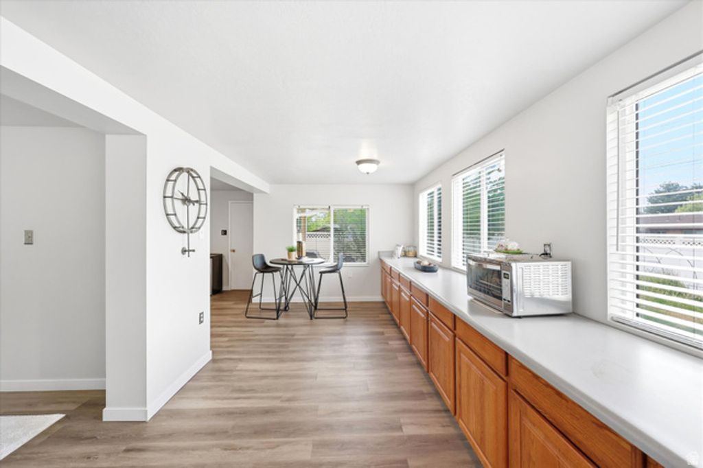 Image 14 of property listing at 215 CAROL WAY, Midvale, UT 84047