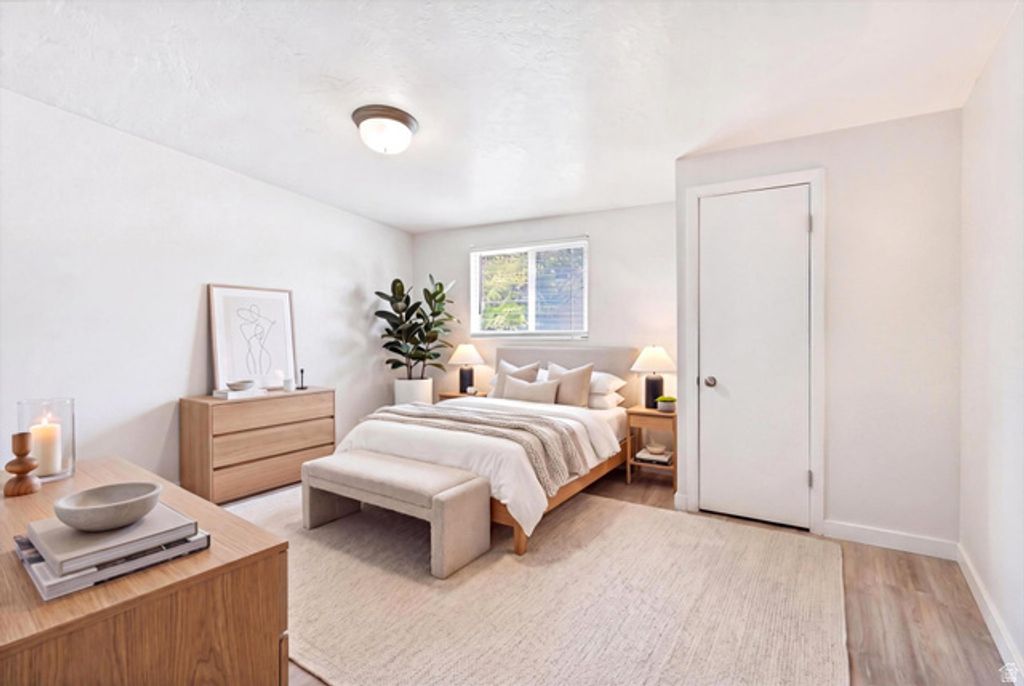 Image 17 of property listing at 215 CAROL WAY, Midvale, UT 84047