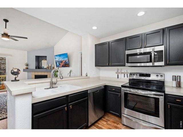 5225 White Willow Dr F-200, Fort Collins, CO 80528