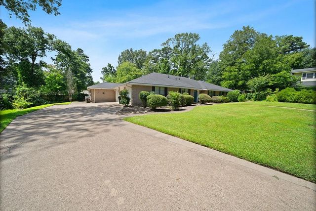 2829 Yorktown Drive, Tyler, TX 75701