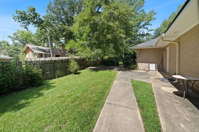 2829 Yorktown Drive, Tyler, TX 75701