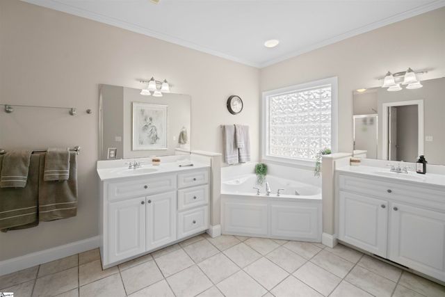 111 Hunting Meadow, Williamston, SC 29697