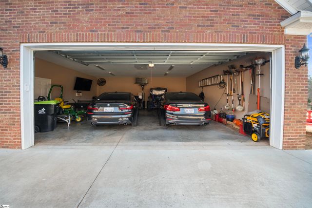 111 Hunting Meadow, Williamston, SC 29697