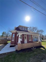 324 Gilbert Street, Swansea, IL 62226