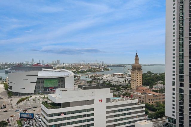851 NE 1st Avenue 1711, Miami, FL 33132