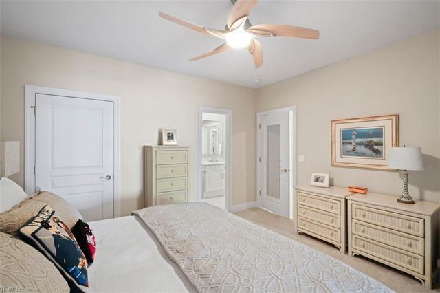 2421 Ocean Shore Cres Apt 402, Virginia Beach, VA 23451