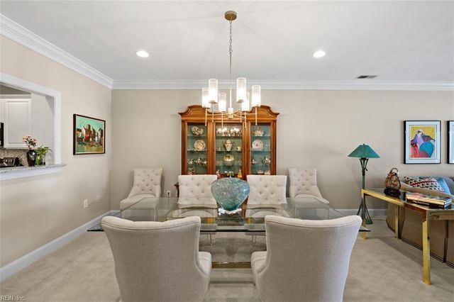 2421 Ocean Shore Cres Apt 402, Virginia Beach, VA 23451