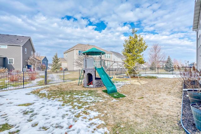 15536 Hampshire Lane, Savage, MN 55378