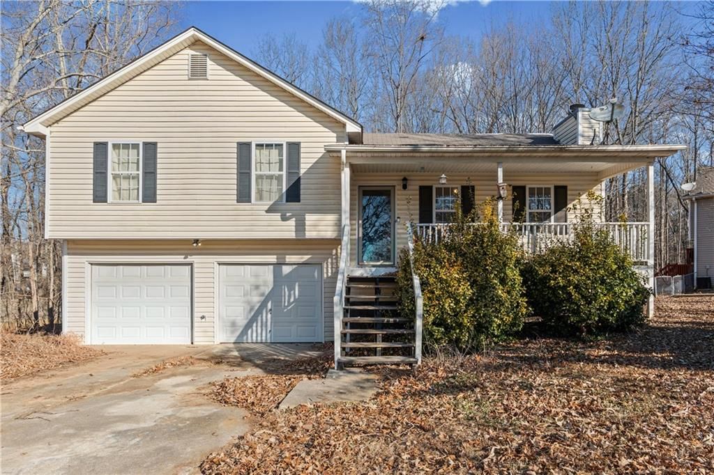 Image 1 of property listing at 115 Cash Way, Rockmart, GA 30153
