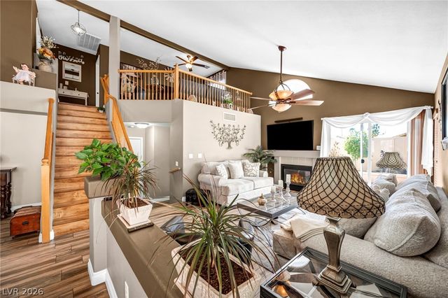 8765 Raindrop Canyon Avenue, Las Vegas, NV 89129
