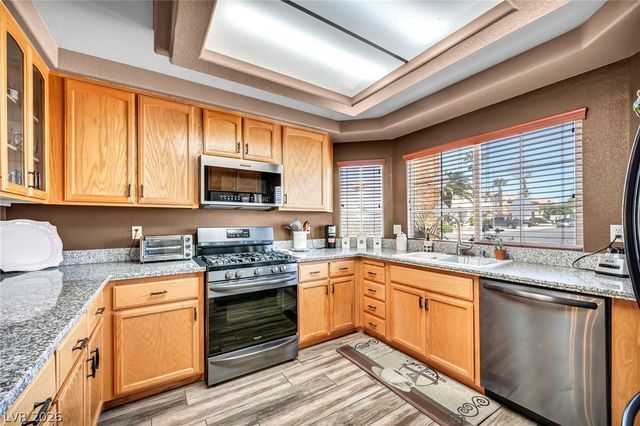 8765 Raindrop Canyon Avenue, Las Vegas, NV 89129