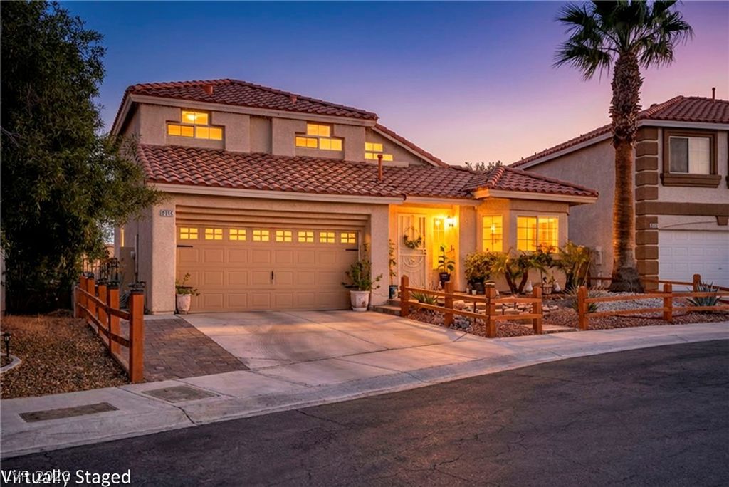 8765 Raindrop Canyon Avenue, Las Vegas, NV 89129