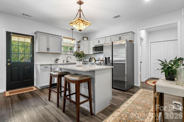 244 Holly Street, Hudson, NC 28638