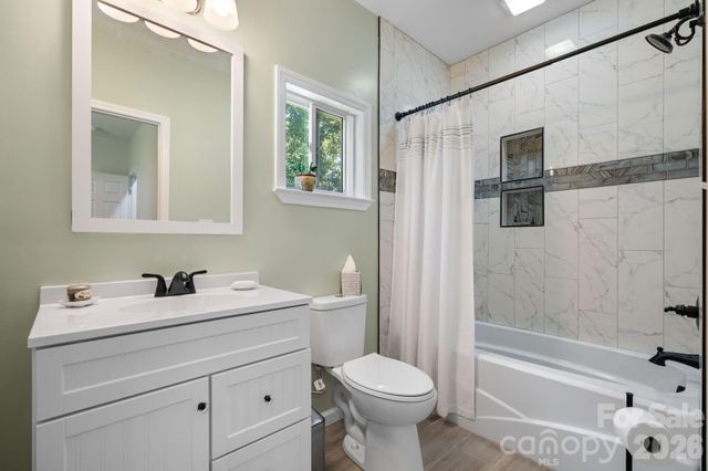 244 Holly Street, Hudson, NC 28638