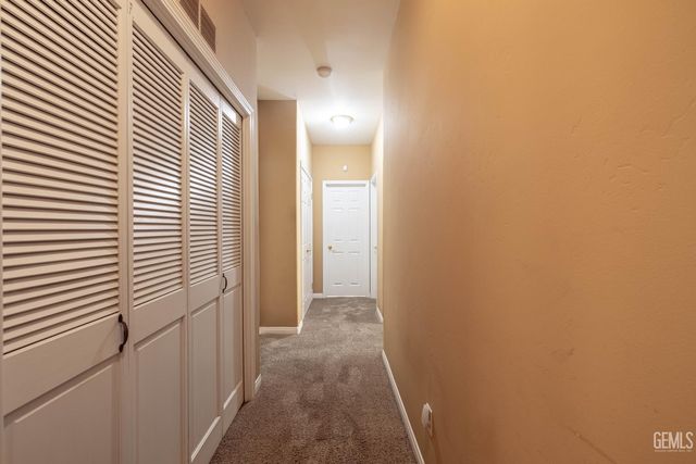 8602 Bolsena Lane, Bakersfield, CA 93312