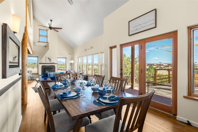 10 Prairie Vista Road, Santa Fe, NM 87508