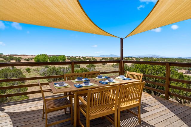 10 Prairie Vista Road, Santa Fe, NM 87508