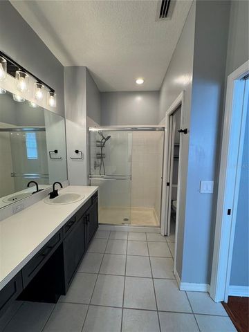2900 W AZEELE STREET M, Tampa, FL 33609