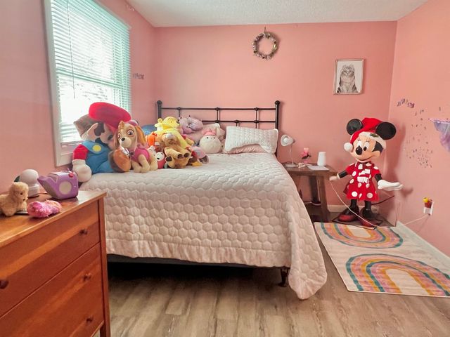 206 Calef Road, Manchester, NH 03103