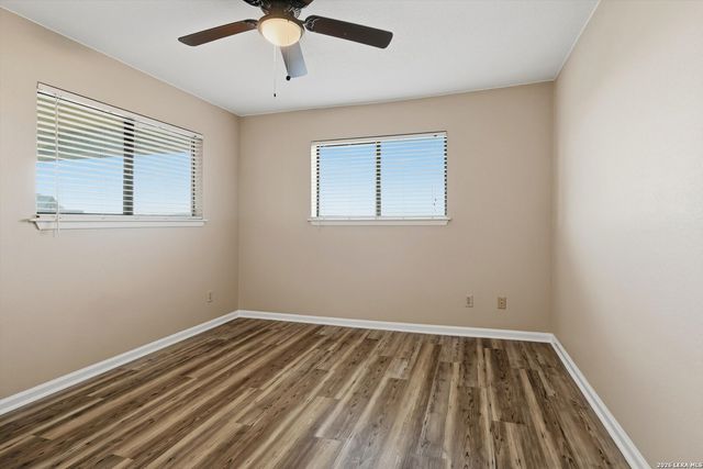 1256 Cougar Dr Apt 6, Canyon Lake, TX 78133