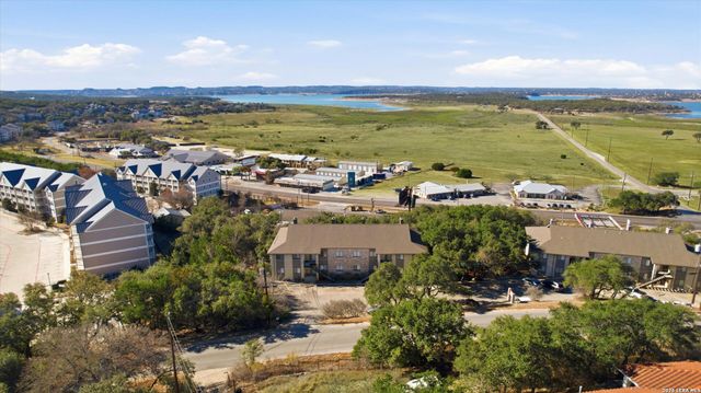 1256 Cougar Dr Apt 6, Canyon Lake, TX 78133