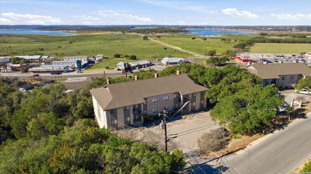 1256 Cougar Dr Apt 6, Canyon Lake, TX 78133