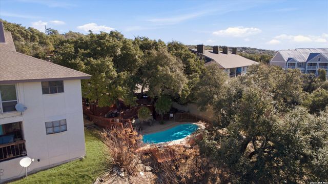 1256 Cougar Dr Apt 6, Canyon Lake, TX 78133