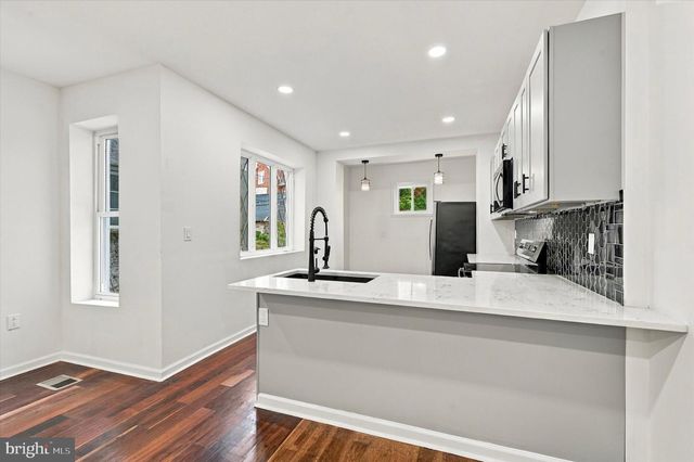 6157 LEBANON AVE, Philadelphia, PA 19151