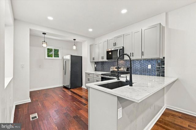 6157 LEBANON AVE, Philadelphia, PA 19151