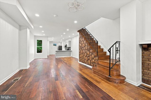 6157 LEBANON AVE, Philadelphia, PA 19151