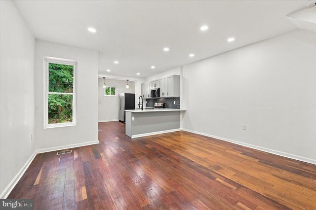 6157 LEBANON AVE, Philadelphia, PA 19151